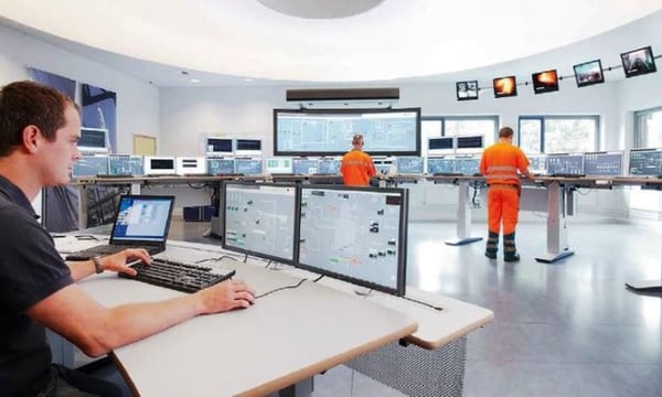 Remote Control room, remote operation of process facilities, offshore platform,  future of the oil and gas industry 